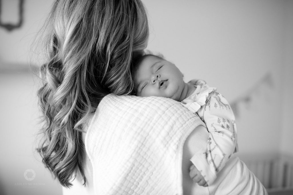 newborn photographer in atlanta when baby fell asleep on mom's shoulder