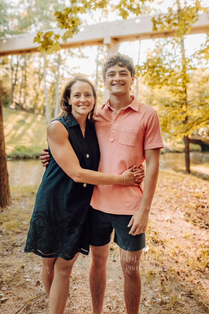 East Cobb senior pictures for guys always needs a photo with mom